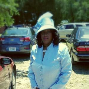 Meet your Posher, Karletta